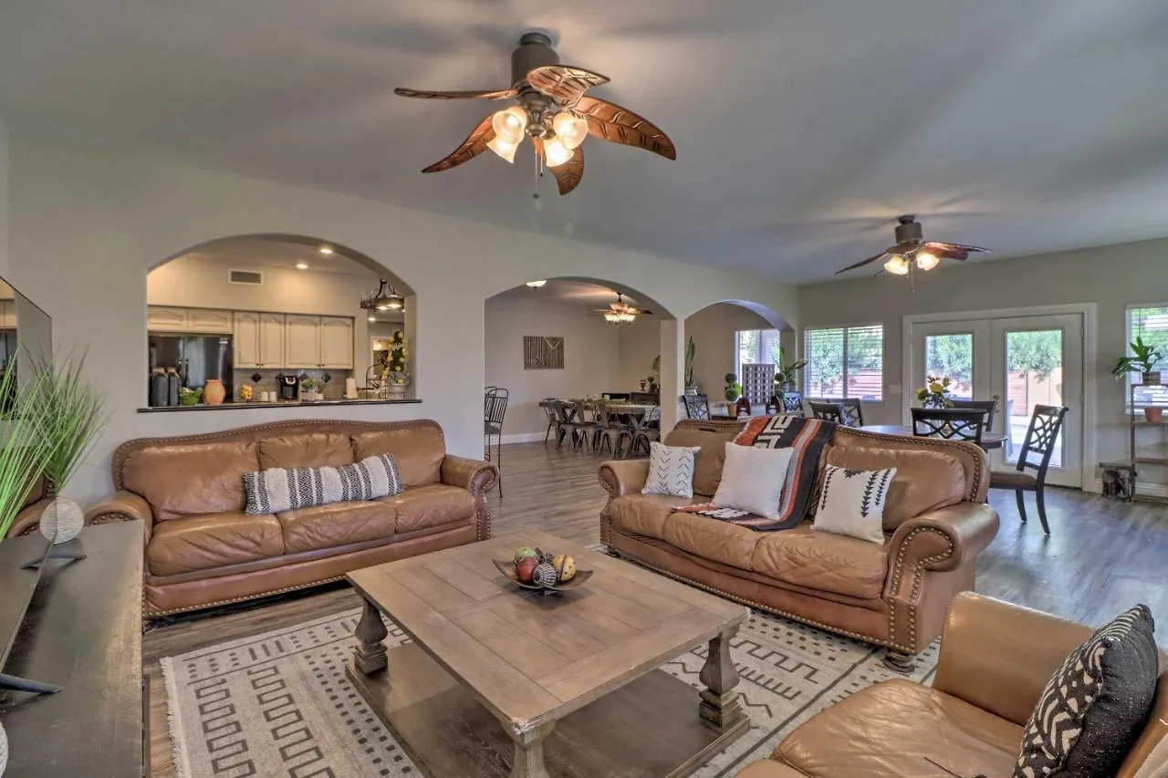 Holiday home Lavish Avondale Escape With Private Pool And Game Room