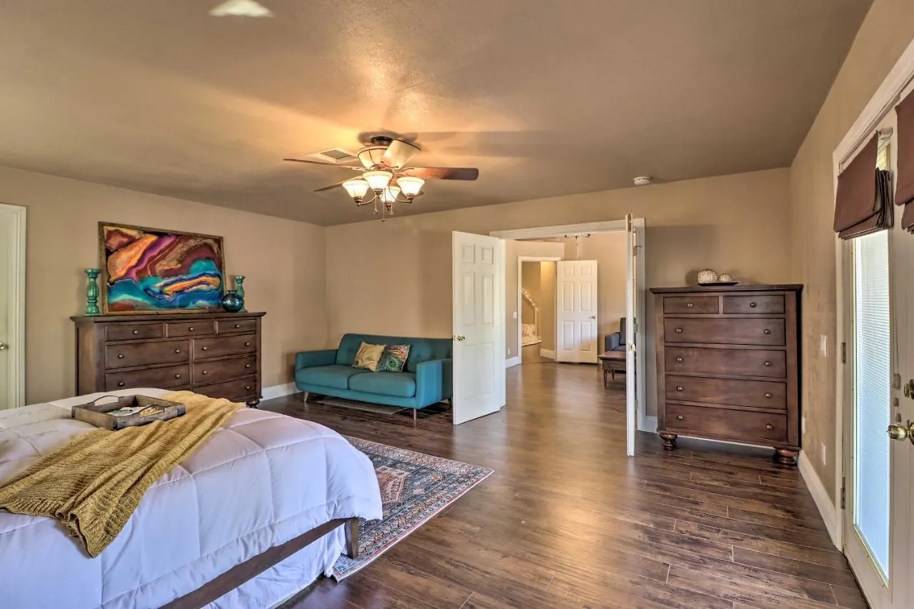 Lavish Avondale Escape With Private Pool And Game Room United States